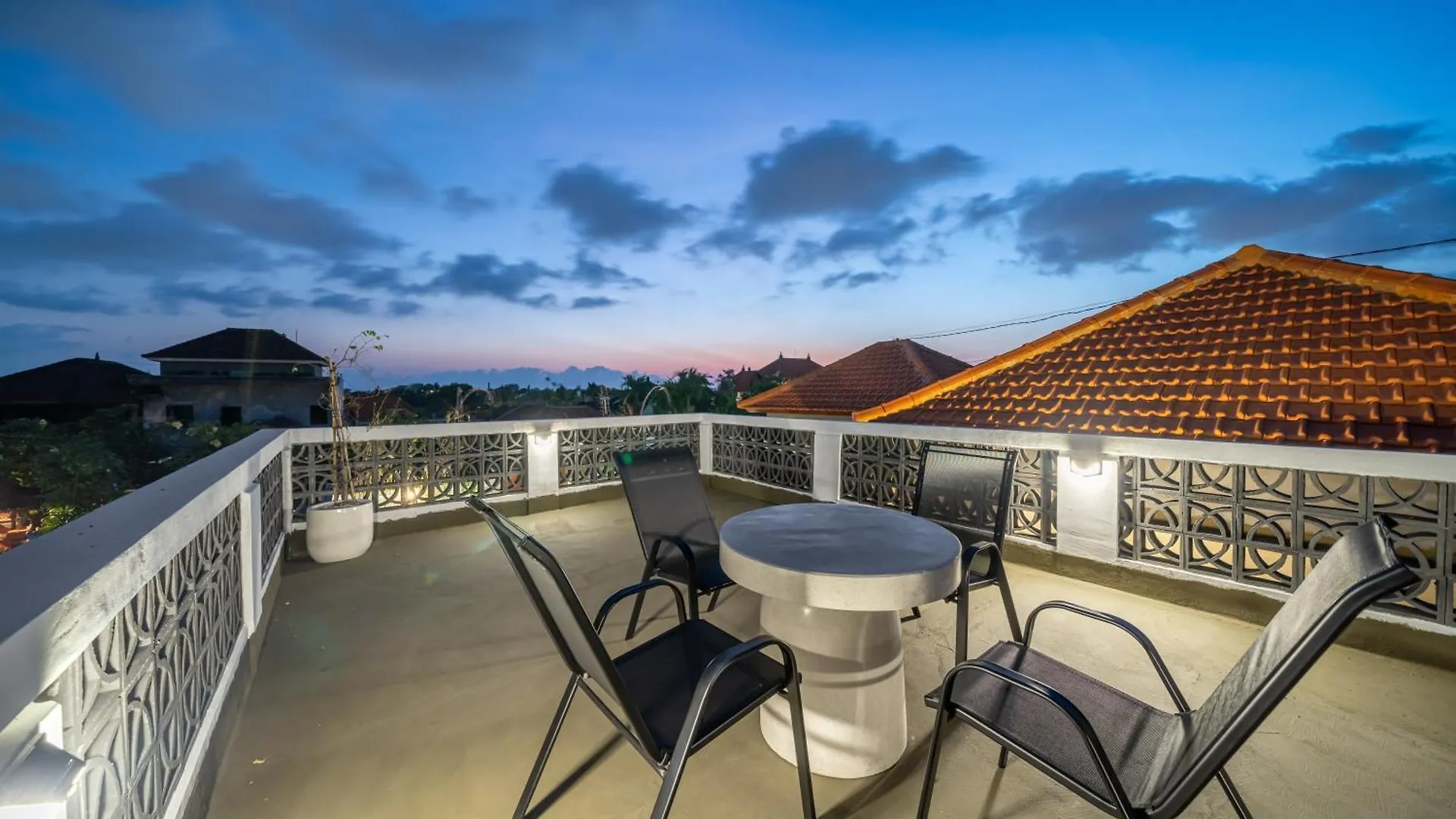 Viewbali 2- Modern Villa With Stunning Rooftop Views Kerobokan  Indonesia